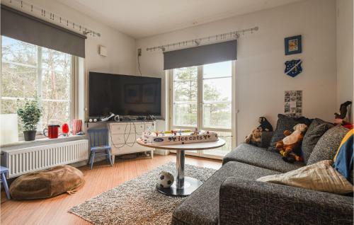 Amazing Home In Kode With Wifi And 3 Bedrooms