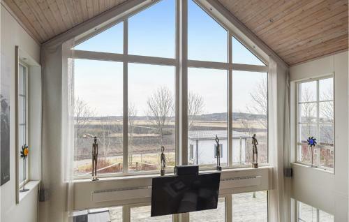 Amazing Home In Kode With Wifi And 3 Bedrooms