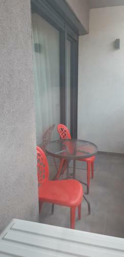 Aqua West Apartment
