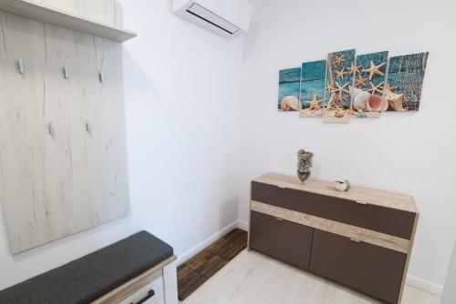 Twin Mamaia Apartments