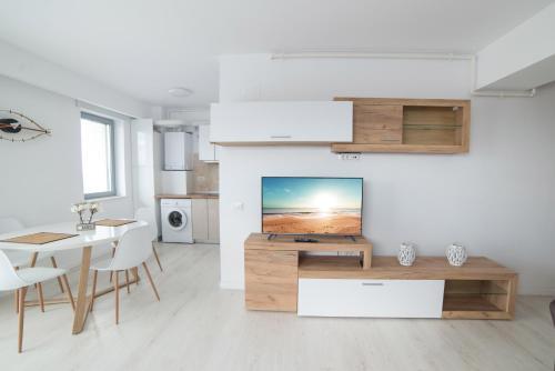 Twin Mamaia Apartments