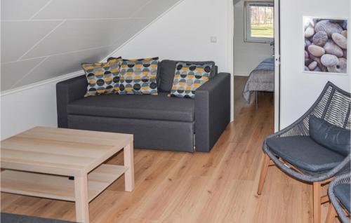 Beautiful Home In L�ttorp With Wifi And 4 Bedrooms