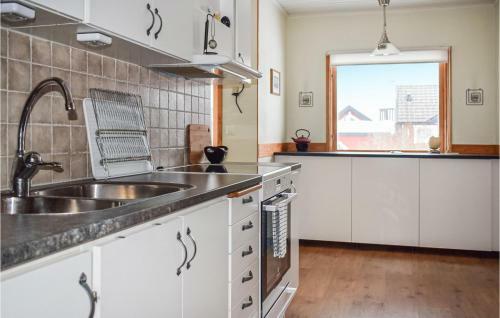 Beautiful Home In L�ttorp With Wifi And 2 Bedrooms