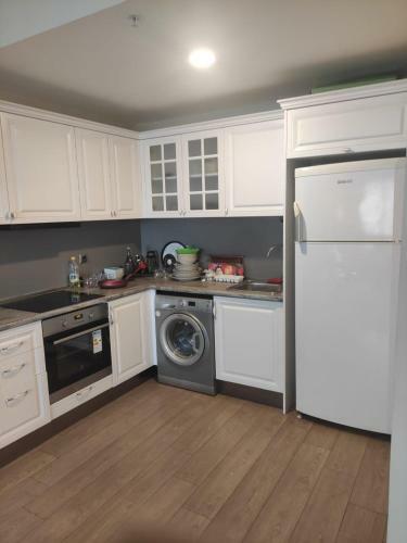Happy Life Apartments