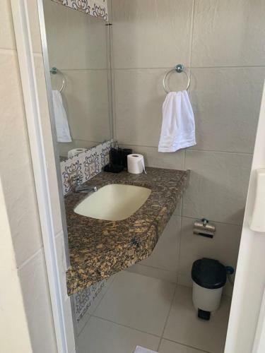 Apartamento Aconchegante, Espa�oso E Com Solarium.