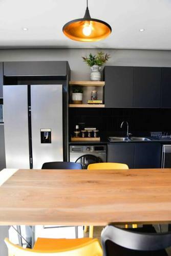 Apartamento Lush Coastal Condo In A Forest Estate