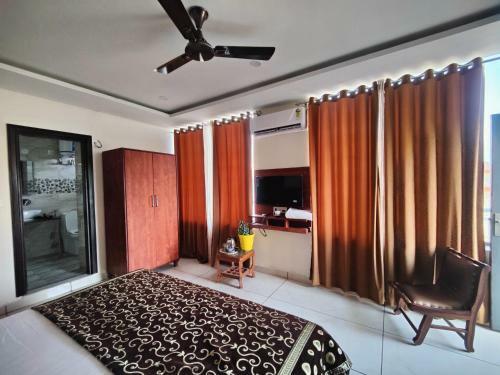 Bed & Breakfast Dadhwal Bnb