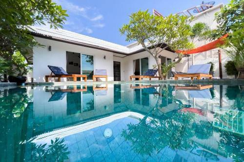 Pool Villa Bangrak, 2 Mins To Beach!!!!