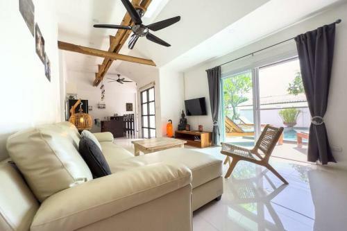 Pool Villa Bangrak, 2 Mins To Beach!!!!