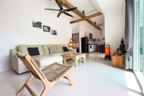 Pool Villa Bangrak, 2 Mins To Beach!!!!