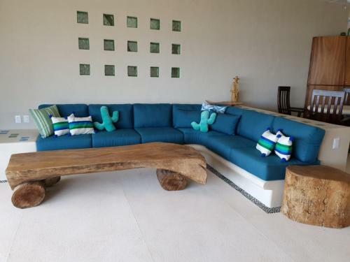New Beachfront Villa In Playa Blanca