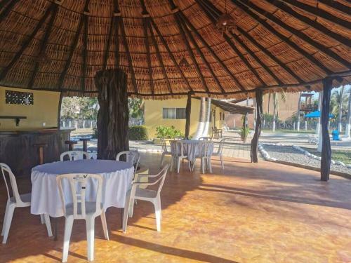 Beach Paradise Bungalow Playa Blanca