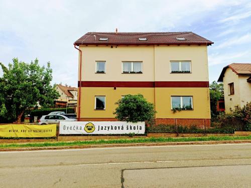 Apartm�n U Ove?k? - Nov� Paka