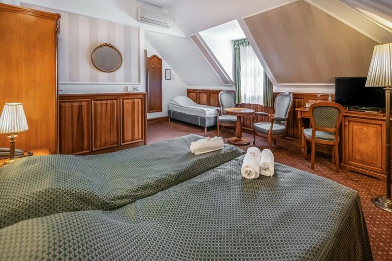 Kast�lyhotel Sasv�r Resort