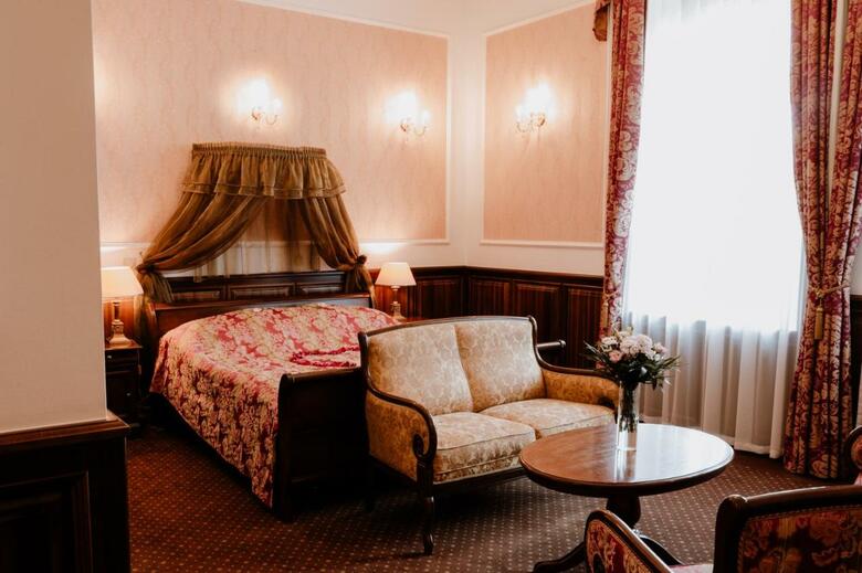 Kast�lyhotel Sasv�r Resort