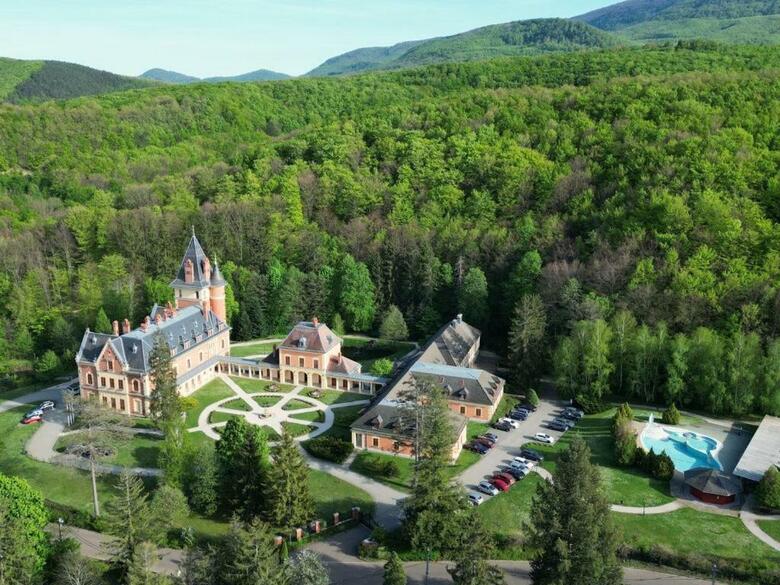 Kast�lyhotel Sasv�r Resort