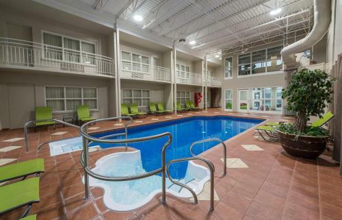 Hotel & Suites Le Dauphin