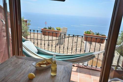 Casa De Dise�o Con Piscina Y Preciosas Vistas Al Mar