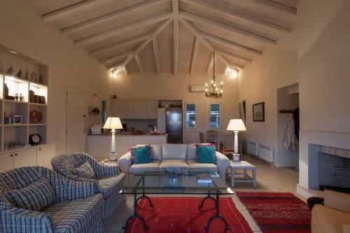 Phaedrus Living: Seaview Luxury Villa Geranium