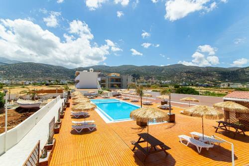 Triton Hotel.