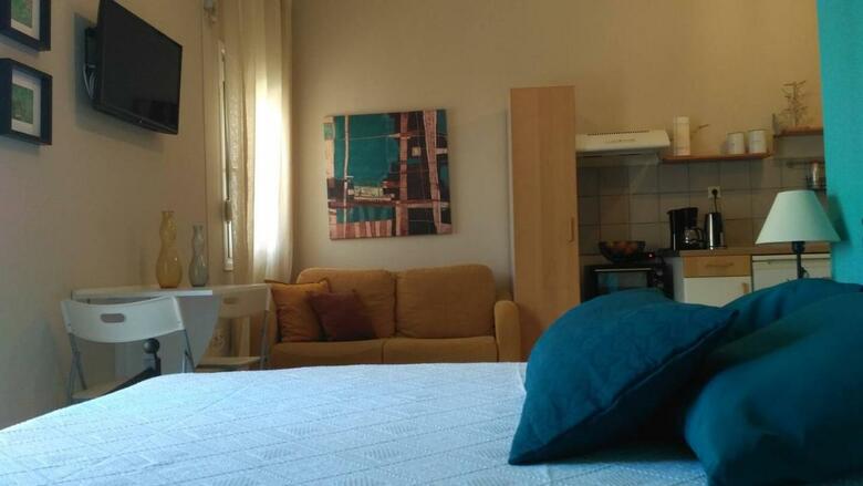 Amelie's Apartments
