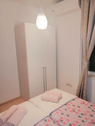 The Sunshine Apartment Near Split And Beach