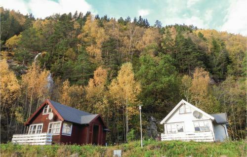 Two-bedroom Holiday Home In Vallavik