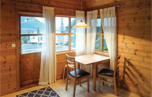 Two-bedroom Holiday Home In Vallavik