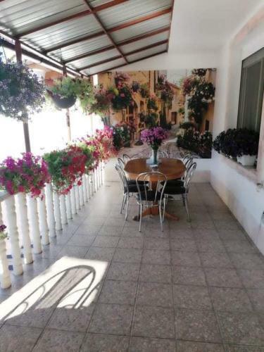 Hostal Ca La Mama Acas?