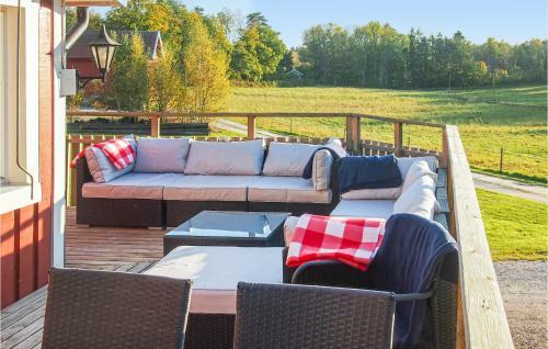 Stunning Home In �dsm�l With Wifi And 3 Bedrooms
