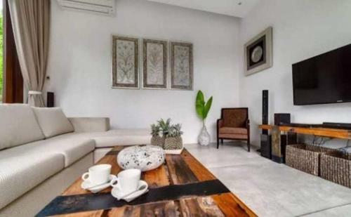 Stunning Ocean-view Villa In Uluwatu-ungasan