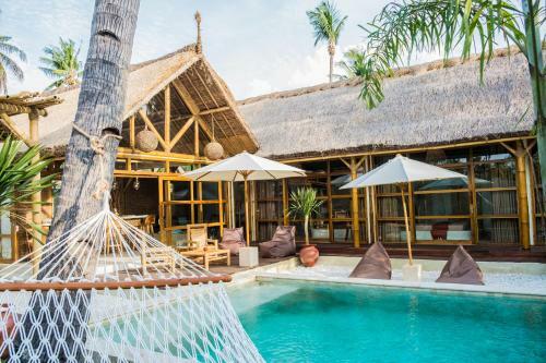 Villa Burung Gili Air