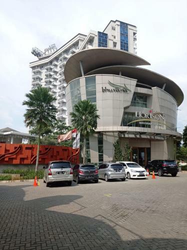 Bhuvana Apartemen