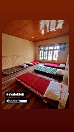 Hostal Avalok Homestay & Hostel