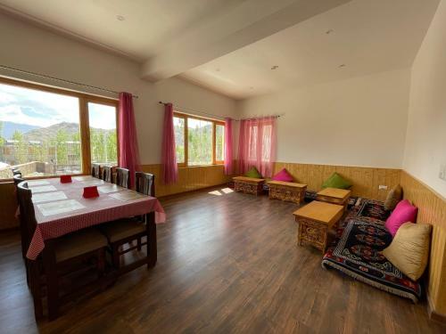 Hostal Jorpal Residency Leh