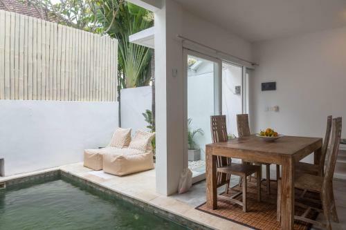The Palm Villas Legian