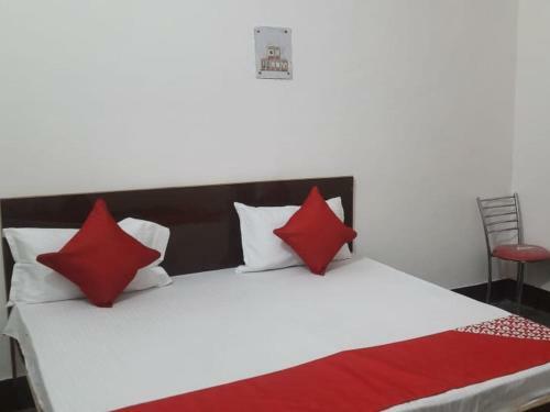 Spot On 88839 Hotel Town Regency