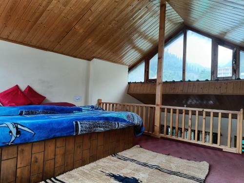 Hotel Marley's Hut