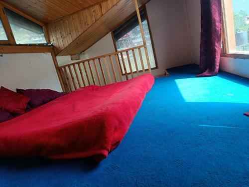 Hotel Marley's Hut
