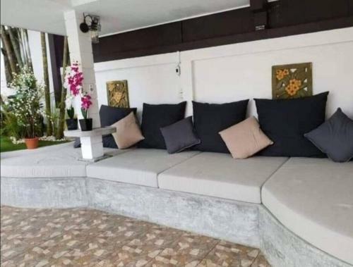 Spacious 3 Bedroom, 3 Bathroom Villa With Private Pool