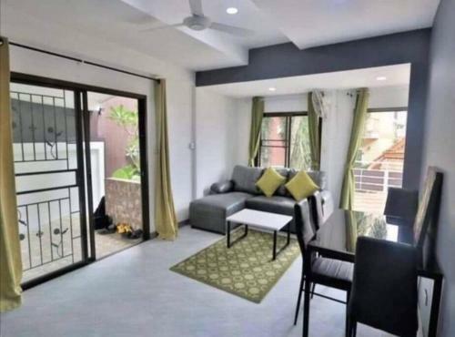 Spacious 3 Bedroom, 3 Bathroom Villa With Private Pool