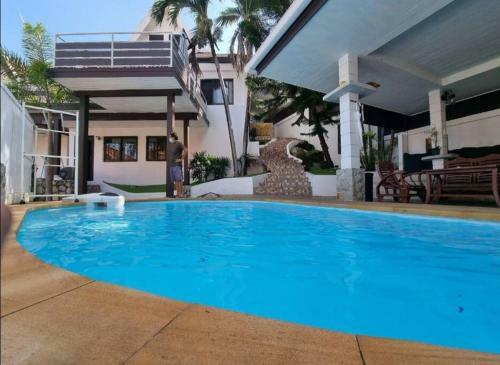 Spacious 3 Bedroom, 3 Bathroom Villa With Private Pool