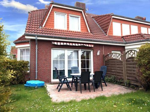 Terraced House In Dornumersiel