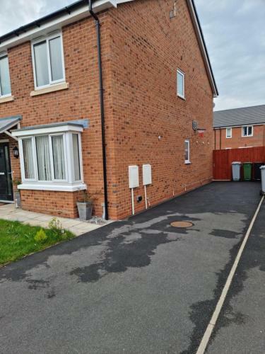 Stylish And Modern 4 Bed New Build