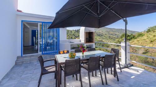 Finca Las Ca�as C�mpeta By Ruralidays