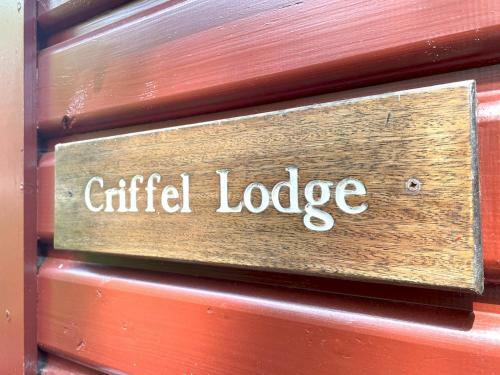 Pass The Keys Beautiful 3br Lodge - Stunning Beach And Golf Location