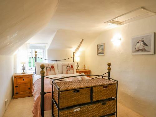 Rose Cottage In Holcombe