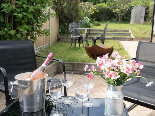 Redlands Cottage Surrey Hills