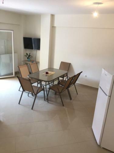 Apartment By The Beach - Nei Epivates