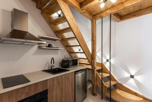 Apartamento Anamnisi House